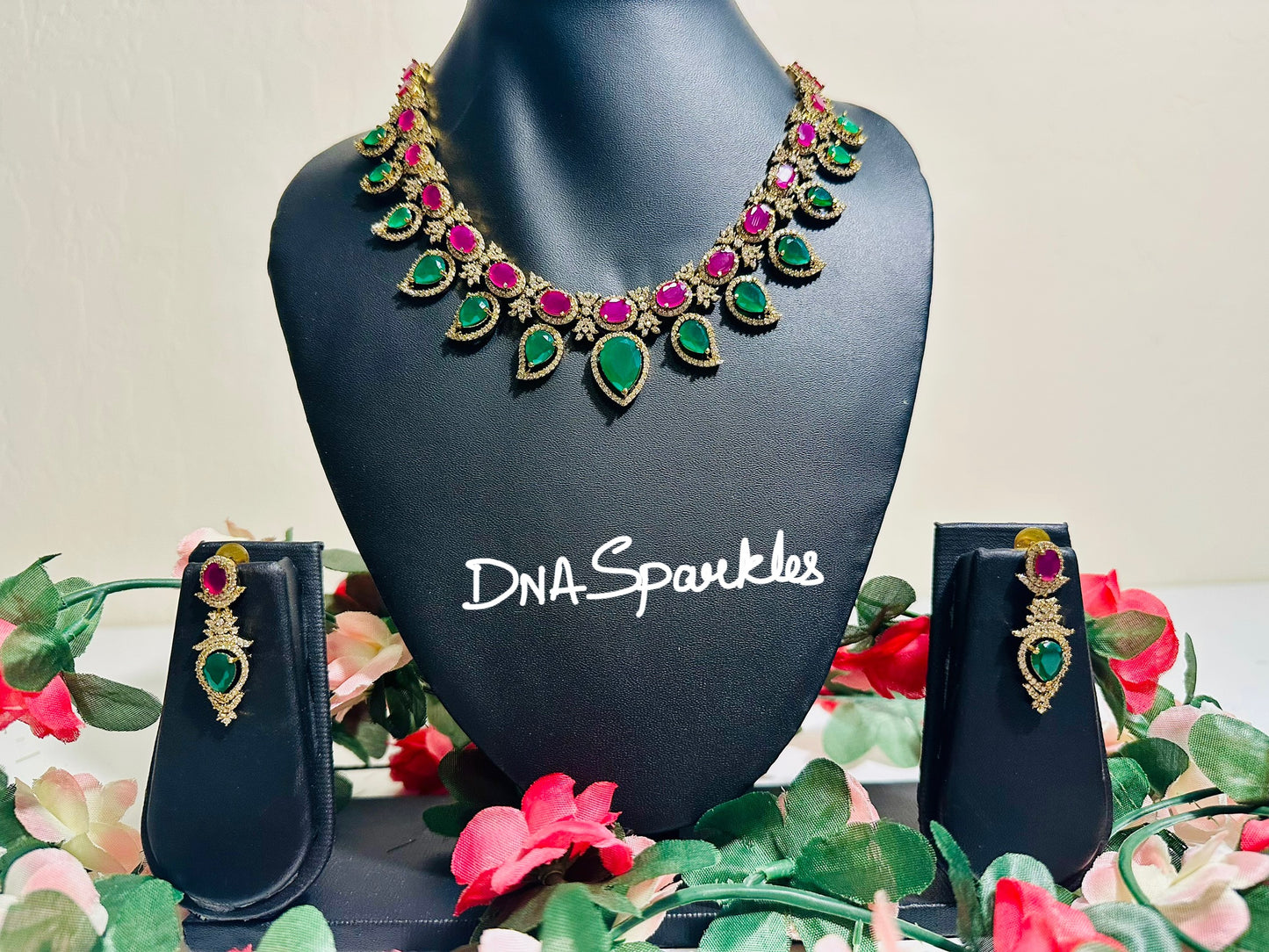 Mango Design Necklace