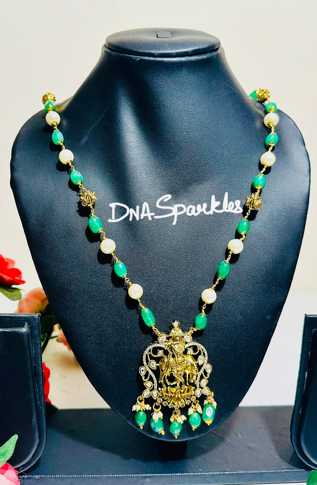 Krishna Pearl Necklace